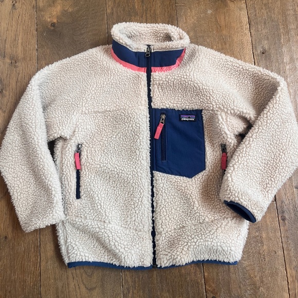 Girl’s Patagonia Jacket - Picture 1 of 4